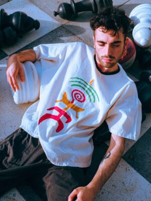 graphic tee